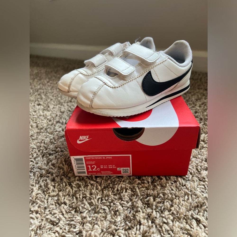 Nike Cortez Basic kids Unisex. Size 12